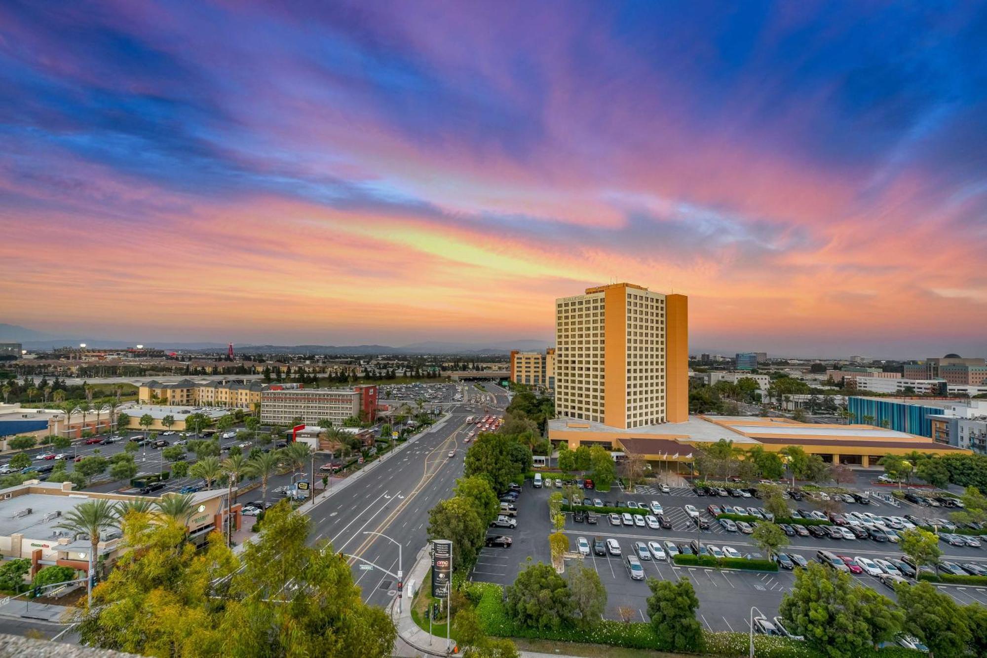 Hotel Fera Anaheim, A Doubletree By Hilton Orange Kültér fotó